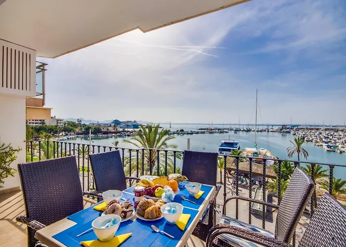 Sea-View Apartment In Alcudia